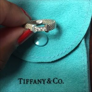 100% AUTHENTIC Tiffany & Co.mesh DIAMOND ring